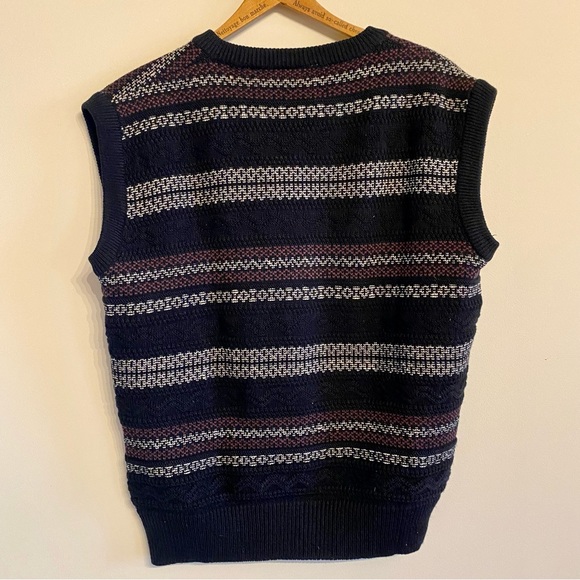 VINTAGE KNIT VEST - Picture 3 of 5